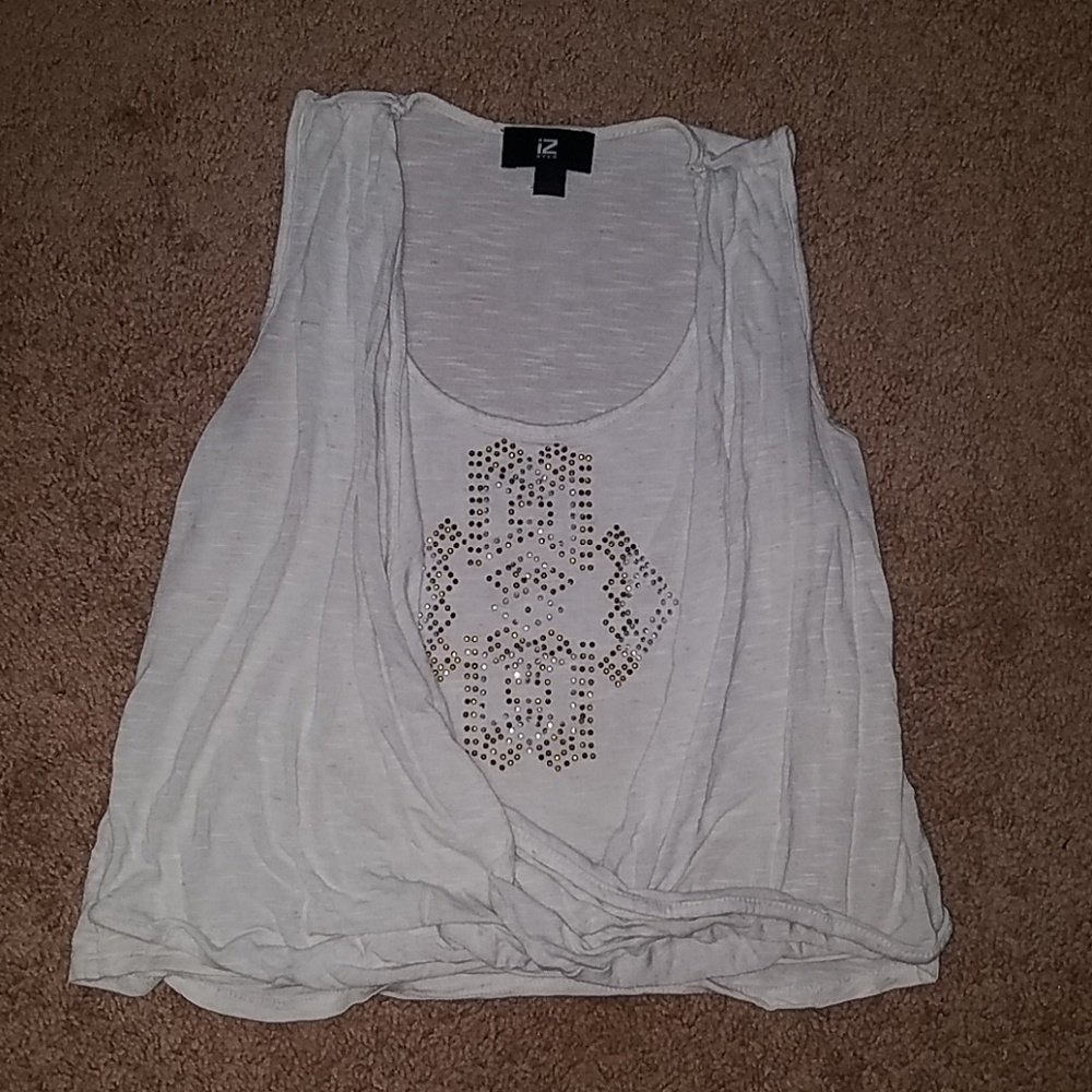 Sleeveless blouse